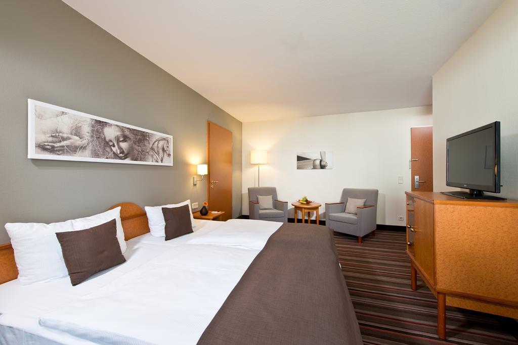 Leonardo Hotel Hamburg Airport Quarto foto